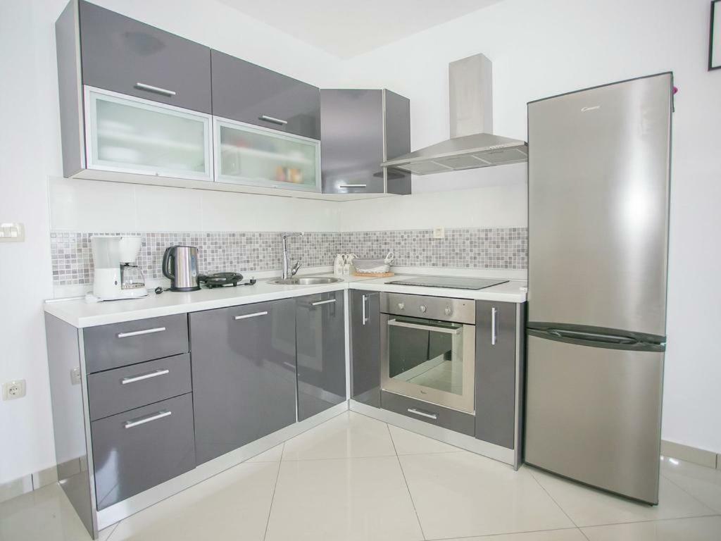 Sesar Apartments Krk - No. 3 Cvita Krk Town Eksteriør billede