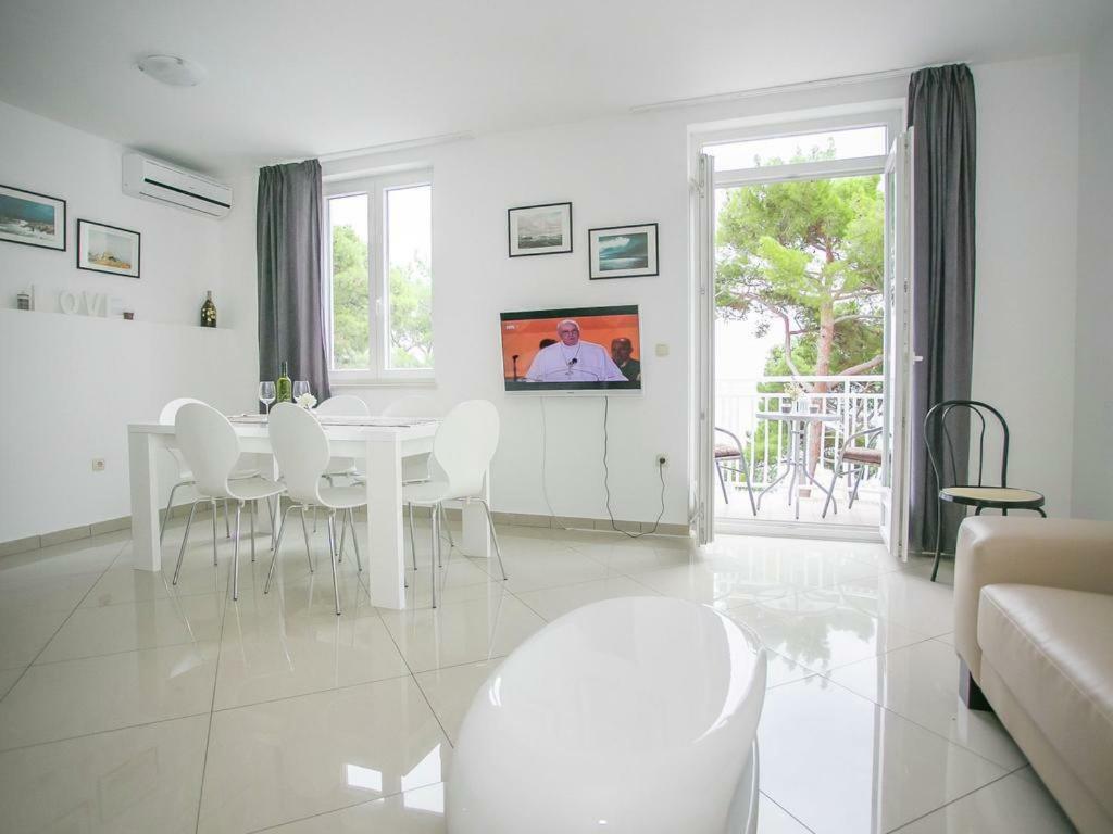 Sesar Apartments Krk - No. 3 Cvita Krk Town Eksteriør billede